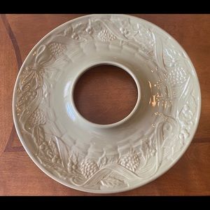 Longaberger Nature’s Garden Wreath Serving Dish